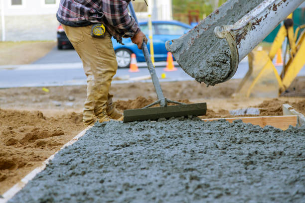 Best Concrete Sidewalk Installation  in Caldwell, NJ
